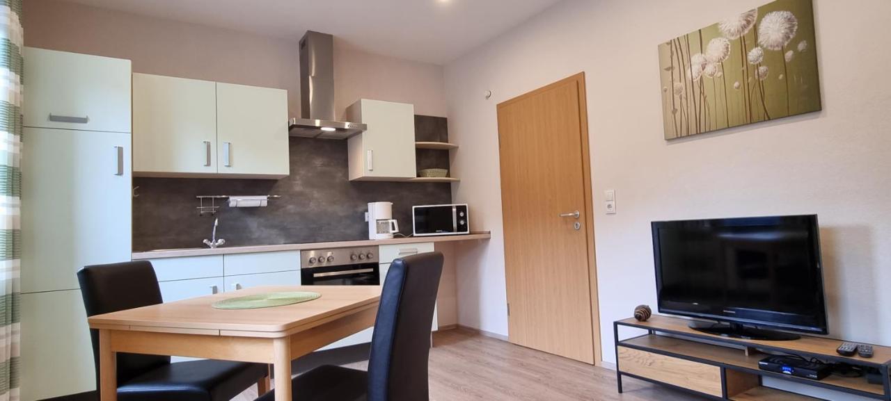 Pension / Ferienwohnungen Scheid Kestert Exteriör bild
